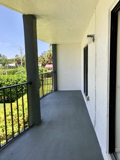4013 N Ocean Drive #109, Lauderdale-By-The-Sea FL - photo 24 of 55