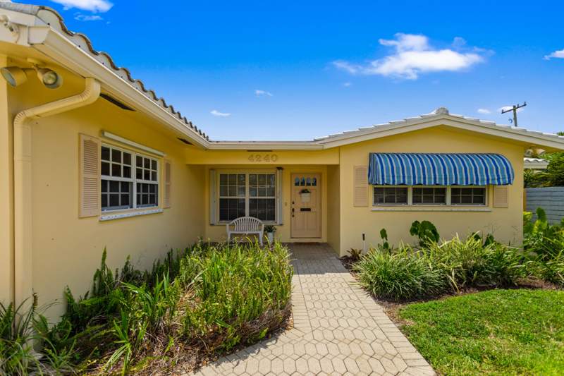 4 bedroom Single Family Residence at 4240 NE 19th Avenue, Coral Heights Sec One, Oakland Park — photo 2