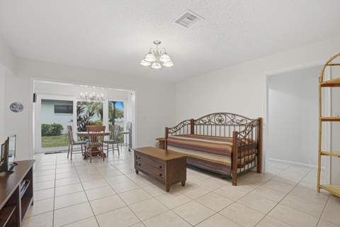 4843 Greentree Lane #B, Boynton Beach FL - photo 12 of 32