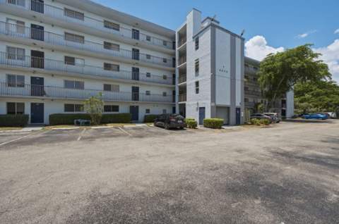 8620 N Sherman Circle #204, Miramar FL - photo 13 of 13