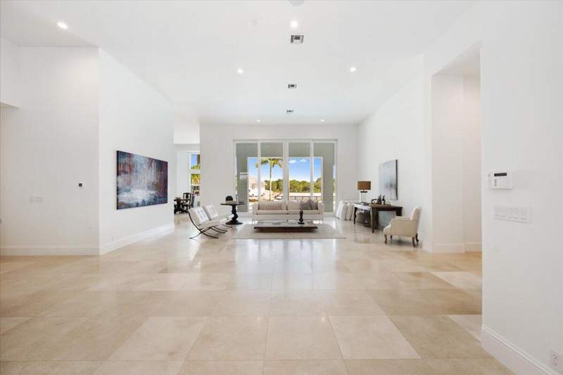 6 bedroom Single Family Residence at 15691 Sunnyland Lane, Palm Beach Point, Wellington — photo 2