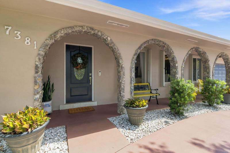 4 bedroom Single Family Residence at 7381 SW 9th Street, Royal Palm Estates Sec 4, Plantation — photo 5