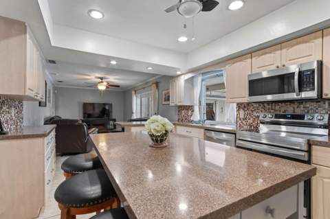 7381 SW 9th Street, Plantation FL - photo 9 of 42