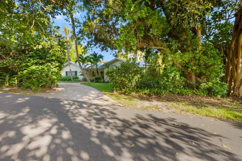 2 bedroom Single Family Residence at 24/22 Via Lucindia Drive, Lucindia, Sewalls Point — photo 4