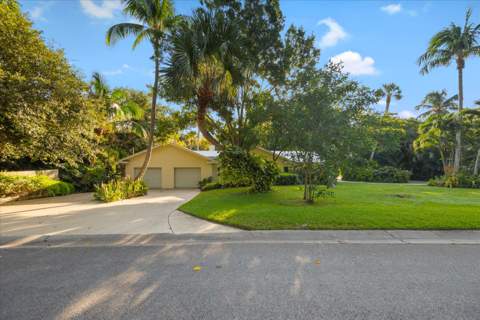 24/22 Via Lucindia Drive, Sewalls Point FL - photo 6 of 60