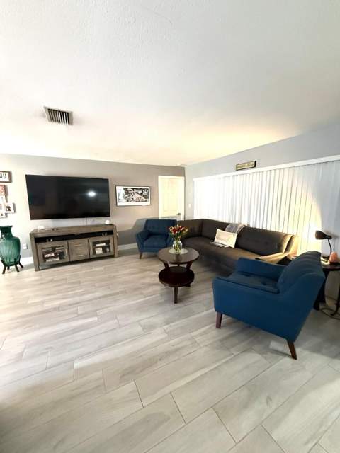 9340 NW 21st Manor, Sunrise FL - photo 9 of 27