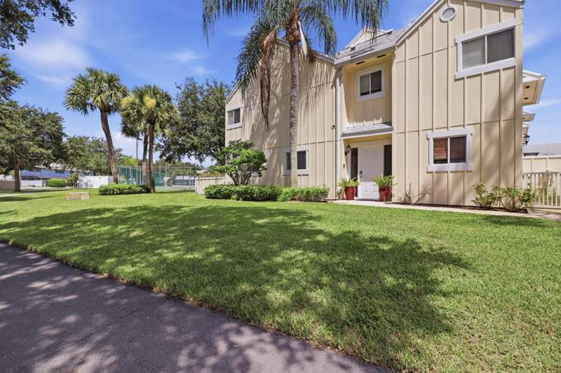 2 bedroom Townhouse at 6263 Riverwalk Lane #1, Riverwalk 2, Jupiter — photo 3