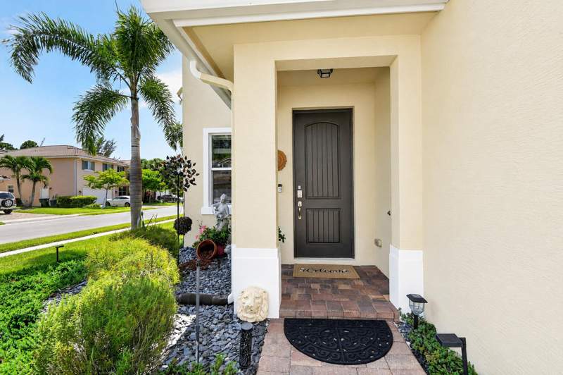 4 bedroom Single Family Residence at 5652 Caranday Palm Drive, Verona Estates, Greenacres — photo 4