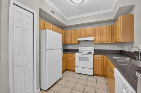 15125 Michelangelo Boulevard #202, Delray Beach FL - photo 14 of 43