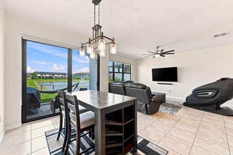4480 W Appleton Cir W, Oakland Park FL - photo 12 of 57