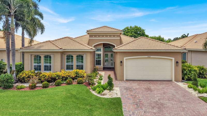 4 bedroom Single Family Residence at 10469 Whitewind Circle, Valencia Reserve, Boynton Beach — photo 3
