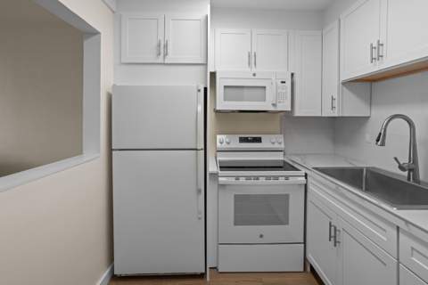1980 Sunset Avenue #7, Lake Worth Beach FL - photo 13 of 35