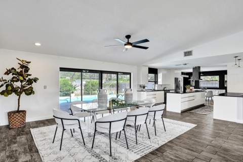 17679 Woodview Terrace, Boca Raton FL - photo 9 of 53