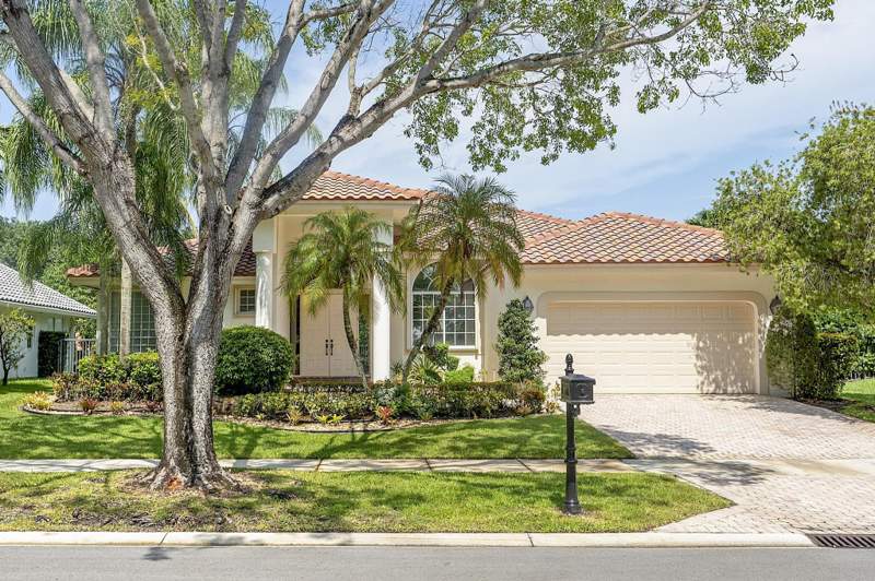 4 bedroom Single Family Residence at 875 Bayside Lane, Orchid Island, Weston — photo 4