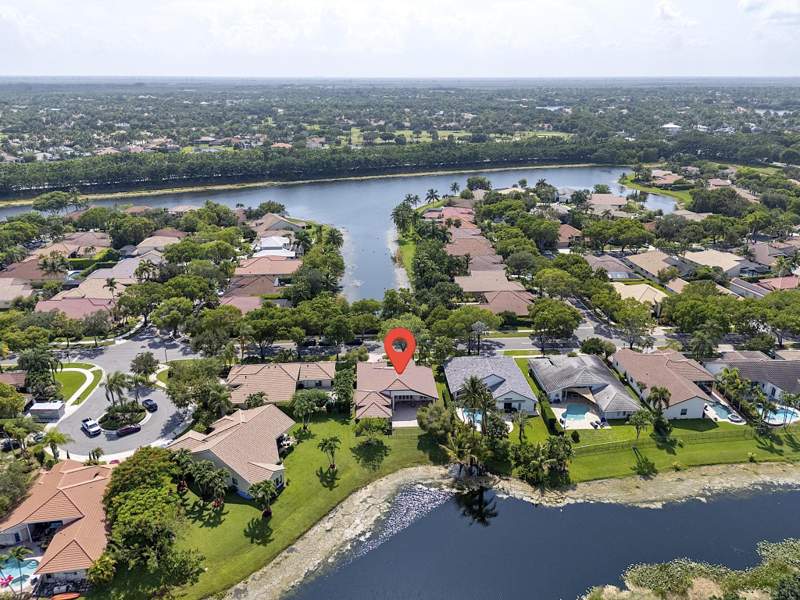 4 bedroom Single Family Residence at 875 Bayside Lane, Orchid Island, Weston — photo 3