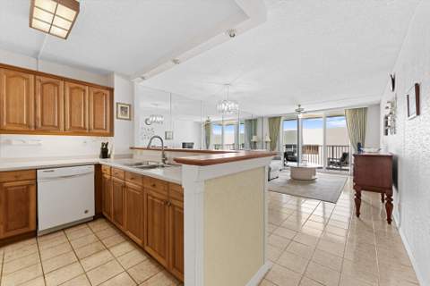 3540 S Ocean Boulevard #604, South Palm Beach FL - photo 6 of 29