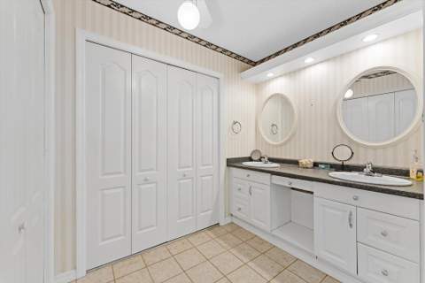 3540 S Ocean Boulevard #604, South Palm Beach FL - photo 12 of 29