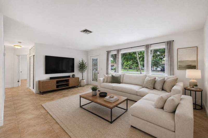 3 bedroom Single Family Residence at 7151 SW 5th Court, Boulevard Park, Pembroke Pines — photo 5