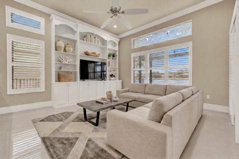 10469 Whitewind Circle, Boynton Beach FL - photo 15 of 64