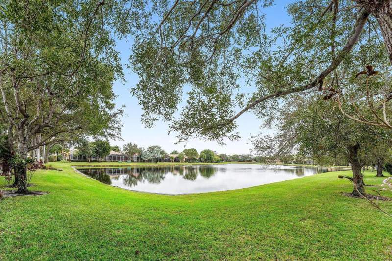 3 bedroom Single Family Residence at 8688 Via Avellino, Villages Of Windsor, Lake Worth — photo 5