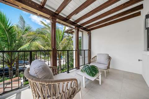230 Pershing Way, West Palm Beach FL - photo 17 of 46