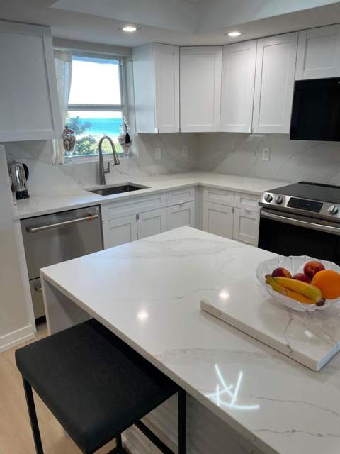 1850 S Ocean Boulevard #509, Lauderdale-By-The-Sea FL - photo 13 of 43