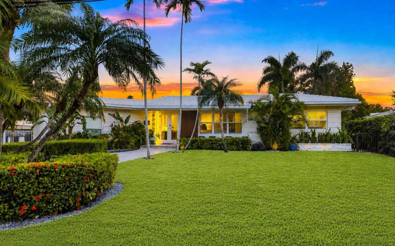 4 bedroom Single Family Residence at 1700 Marietta Drive, Harbor Beach Ext 31-13 B, Fort Lauderdale — photo 2