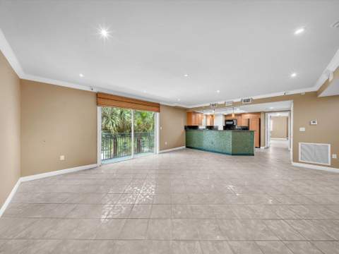 1111 E Las Olas Boulevard #308, Fort Lauderdale FL - photo 10 of 37