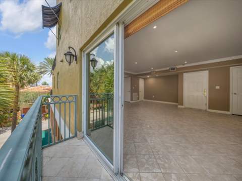 1111 E Las Olas Boulevard #308, Fort Lauderdale FL - photo 12 of 37