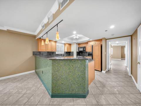 1111 E Las Olas Boulevard #308, Fort Lauderdale FL - photo 14 of 37