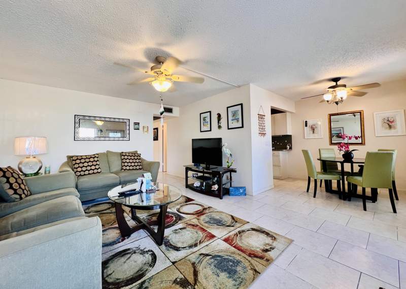 2 bedroom Condominium at 171 Chatham I, Century Village - Chatham Condos, West Palm Beach — photo 5