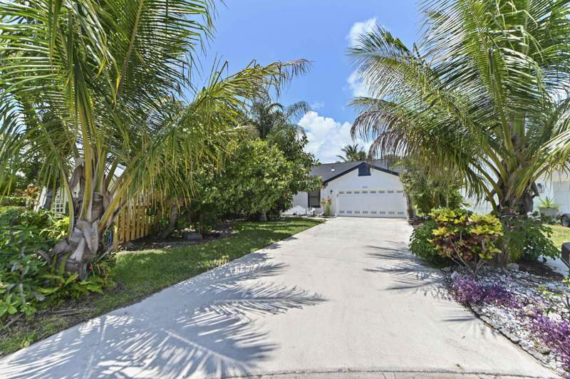 2 bedroom Single Family Residence at 1200 NW 18th Avenue, Rainberry Lakes Phase 3-B, Delray Beach — photo 3