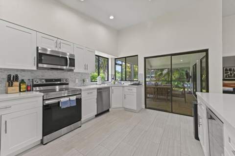 1200 NW 18th Avenue, Delray Beach FL - photo 11 of 47