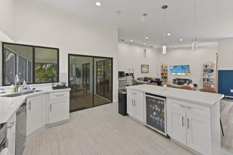 1200 NW 18th Avenue, Delray Beach FL - photo 10 of 47