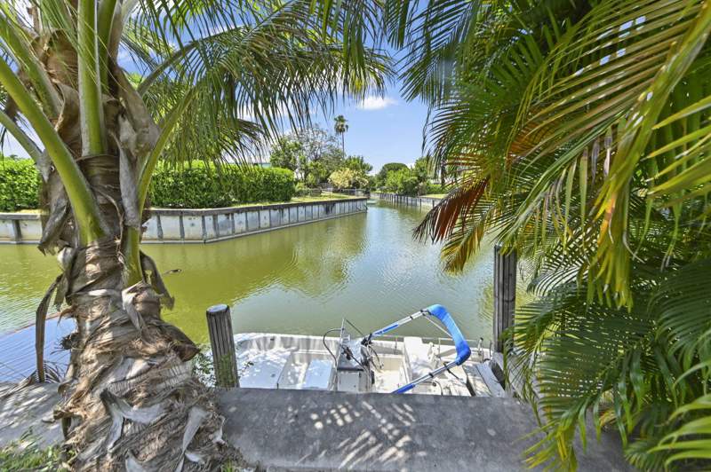 2 bedroom Single Family Residence at 1200 NW 18th Avenue, Rainberry Lakes Phase 3-B, Delray Beach — photo 5