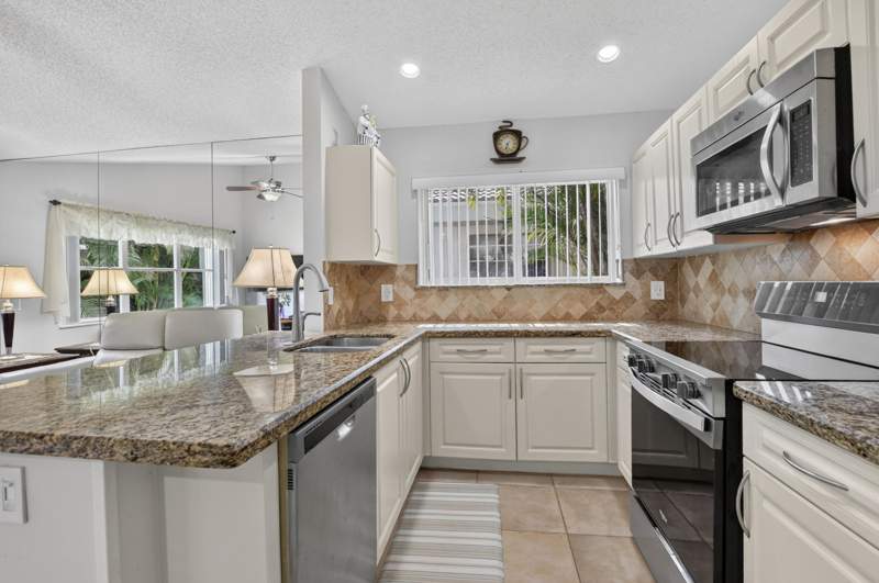 2 bedroom Villa at 11135 Autoro Court, Sweetwater Sec 4, Boca Raton — photo 3