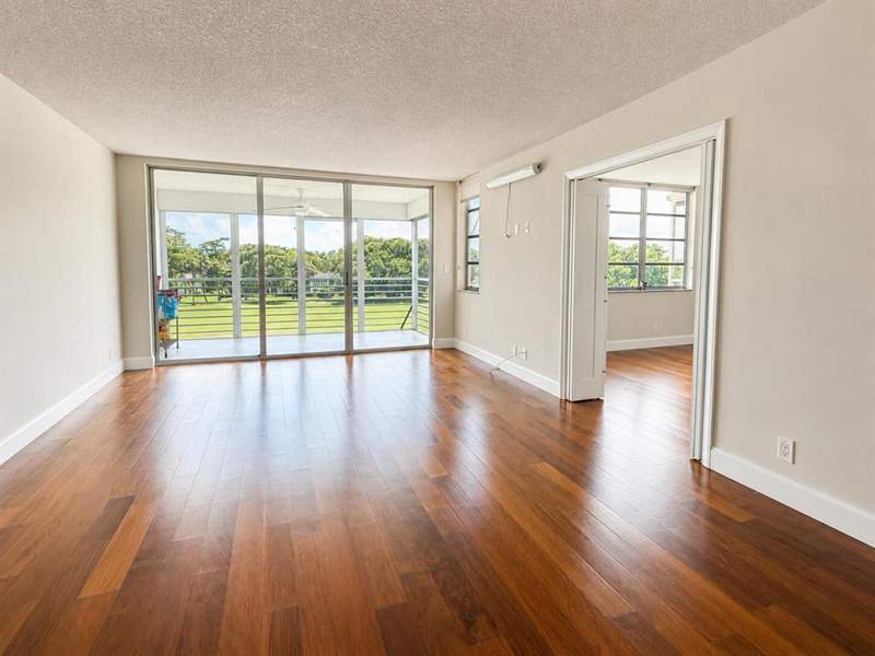 2 bedroom Condominium at 4030 W Palm Aire Drive #402, No 102 Palm-Aire Country Club, Pompano Beach — photo 3
