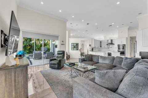 21409 Crestfalls Court, Boca Raton FL - photo 9 of 44