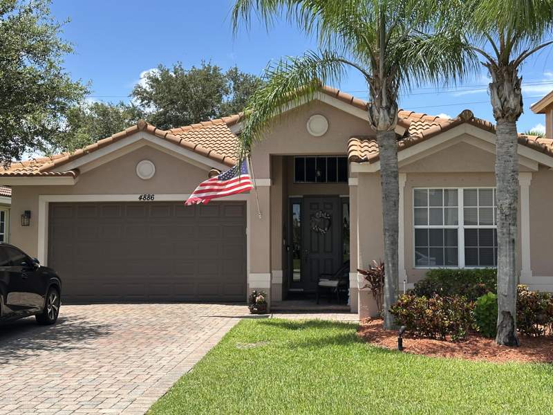 3 bedroom Single Family Residence at 4886 SE Askew Avenue, Martins Crossing, Stuart — photo 2