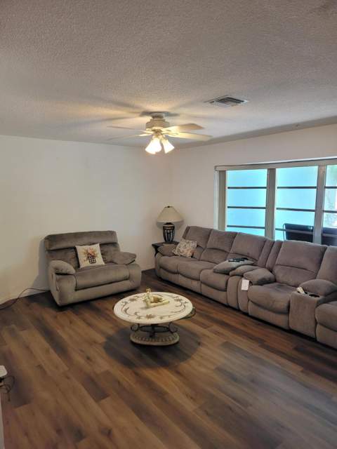 5165 SW 10th Court, Margate FL - photo 6 of 40