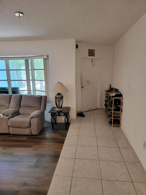 5165 SW 10th Court, Margate FL - photo 7 of 40