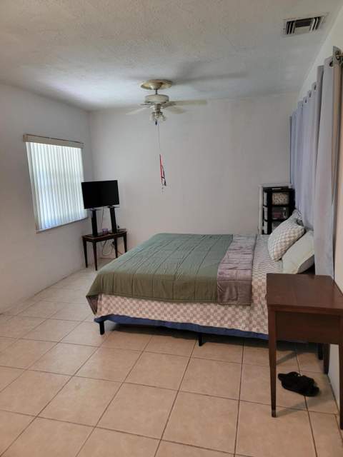 5165 SW 10th Court, Margate FL - photo 23 of 40