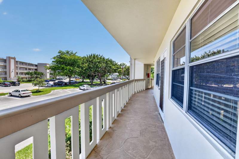 2 bedroom Condominium at 211 Richmond A #211, Century Village East, Deerfield Beach — photo 3