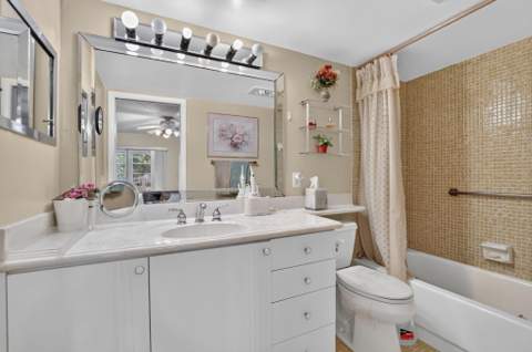 211 Richmond A #211, Deerfield Beach FL - photo 17 of 77