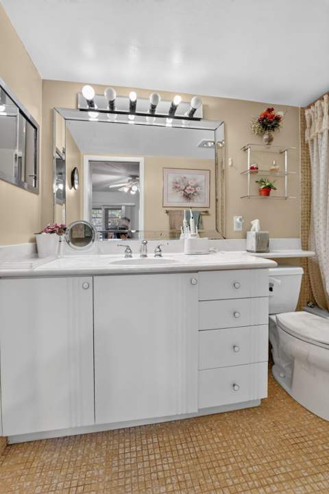 211 Richmond A #211, Deerfield Beach FL - photo 18 of 77
