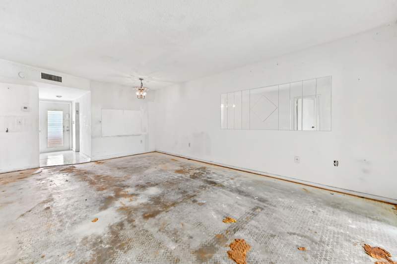 2 bedroom Condominium at 3091 E Sunrise Lakes Drive #302, Sunrise Lakes, Sunrise — photo 4