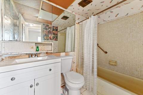 3091 E Sunrise Lakes Drive #302, Sunrise FL - photo 16 of 20