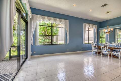 4557 Barclay Fair Way, Lake Worth FL - photo 6 of 67