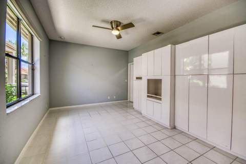 4557 Barclay Fair Way, Lake Worth FL - photo 15 of 67