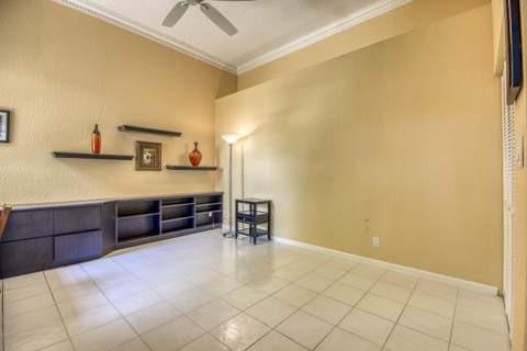 4557 Barclay Fair Way, Lake Worth FL - photo 23 of 67